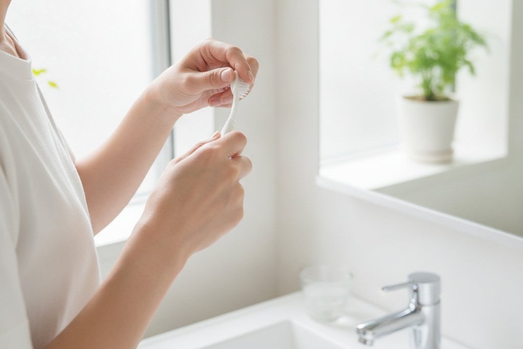 虫歯を確かめる方法とは？セルフチェックの要点と歯科での検査を徹底解説｜さわい歯科クリニック